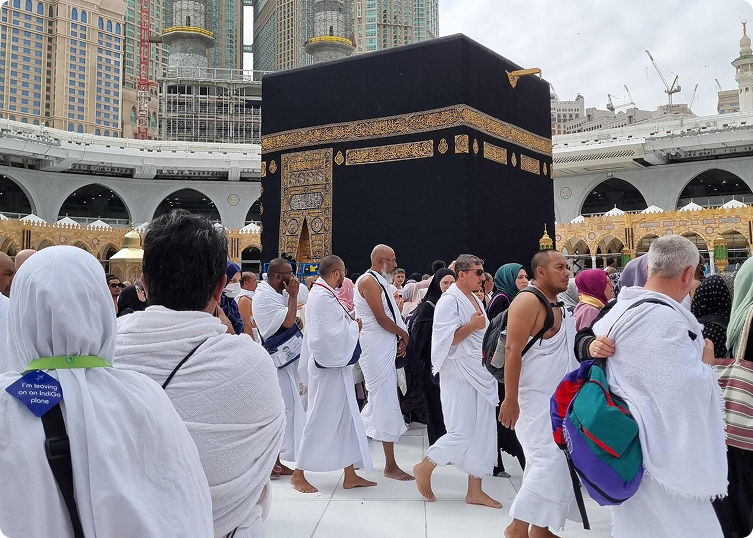 Pilgrims at Kaaba